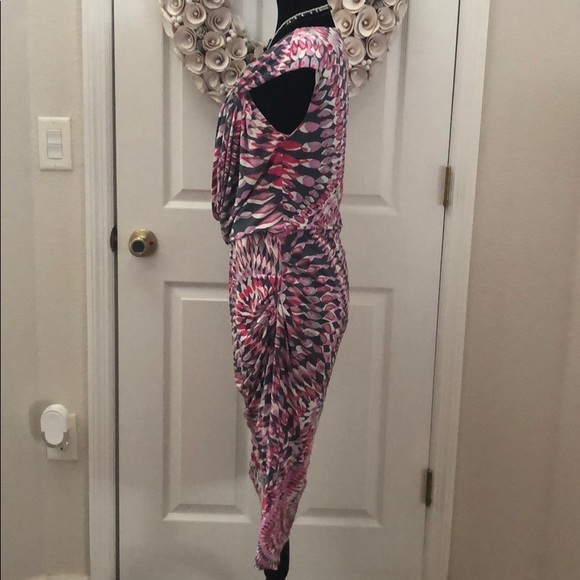 DONATEMaggy London pink, grey, white pattern dress - Picture 4 of 6